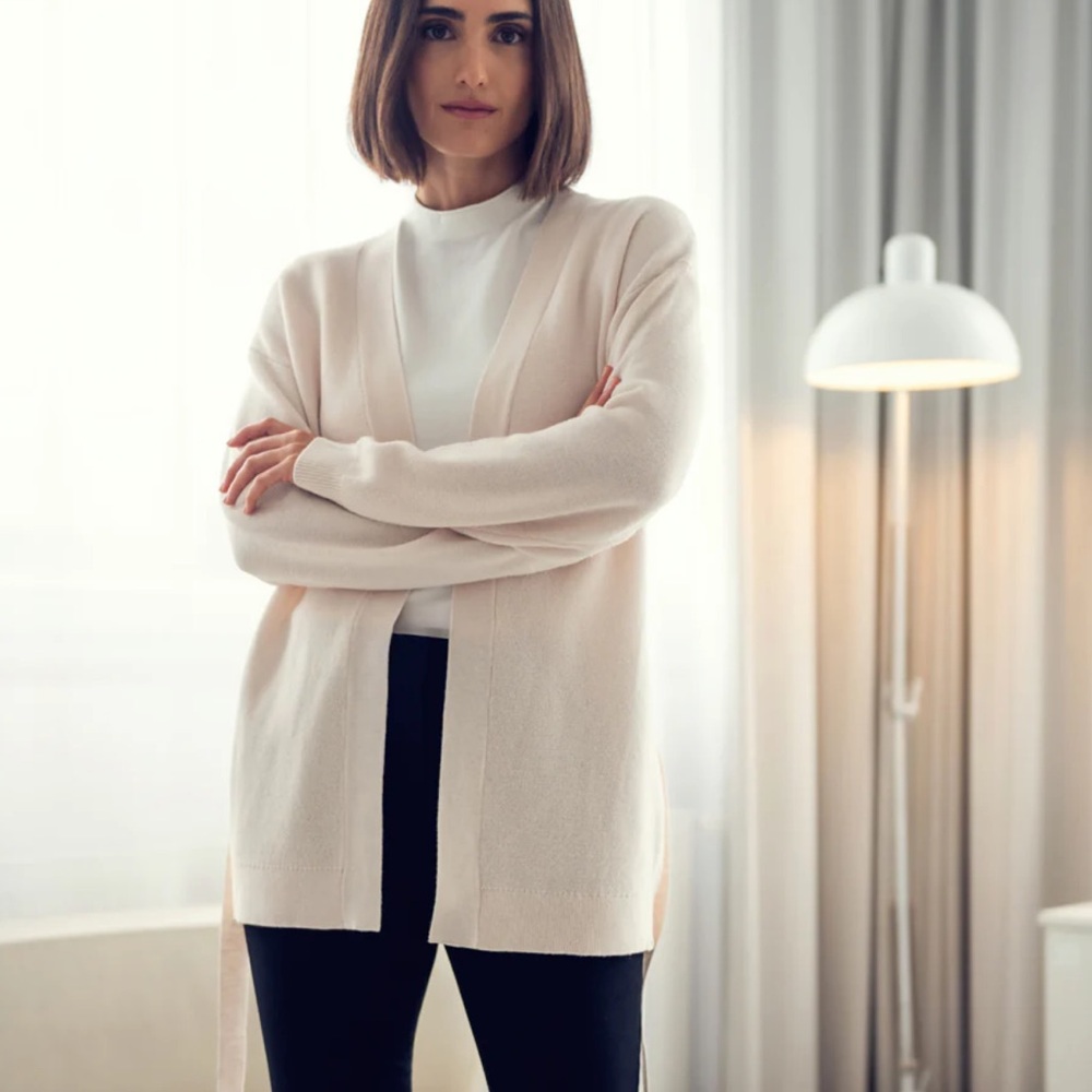 Women's Atlas Merino Belted Cardigan - Picture 3 of 6
